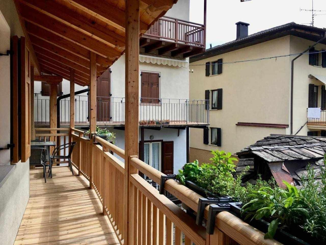 Appartamento Al Garibaldi 레비코온천 외부 사진